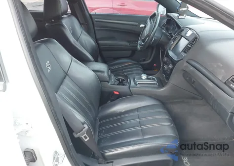 2016 Chrysler 300 300S z USA, uszkodzony, nr VIN 2C3CCAGGXGH182958